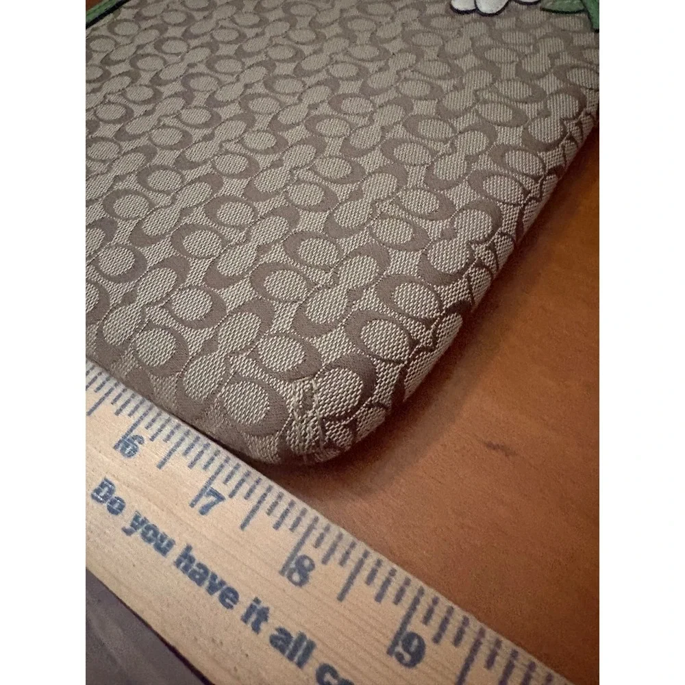 Coach Daisy Signature Canvas Laptop Sleeve Pouch Brown Green Monogram Floral Y2K